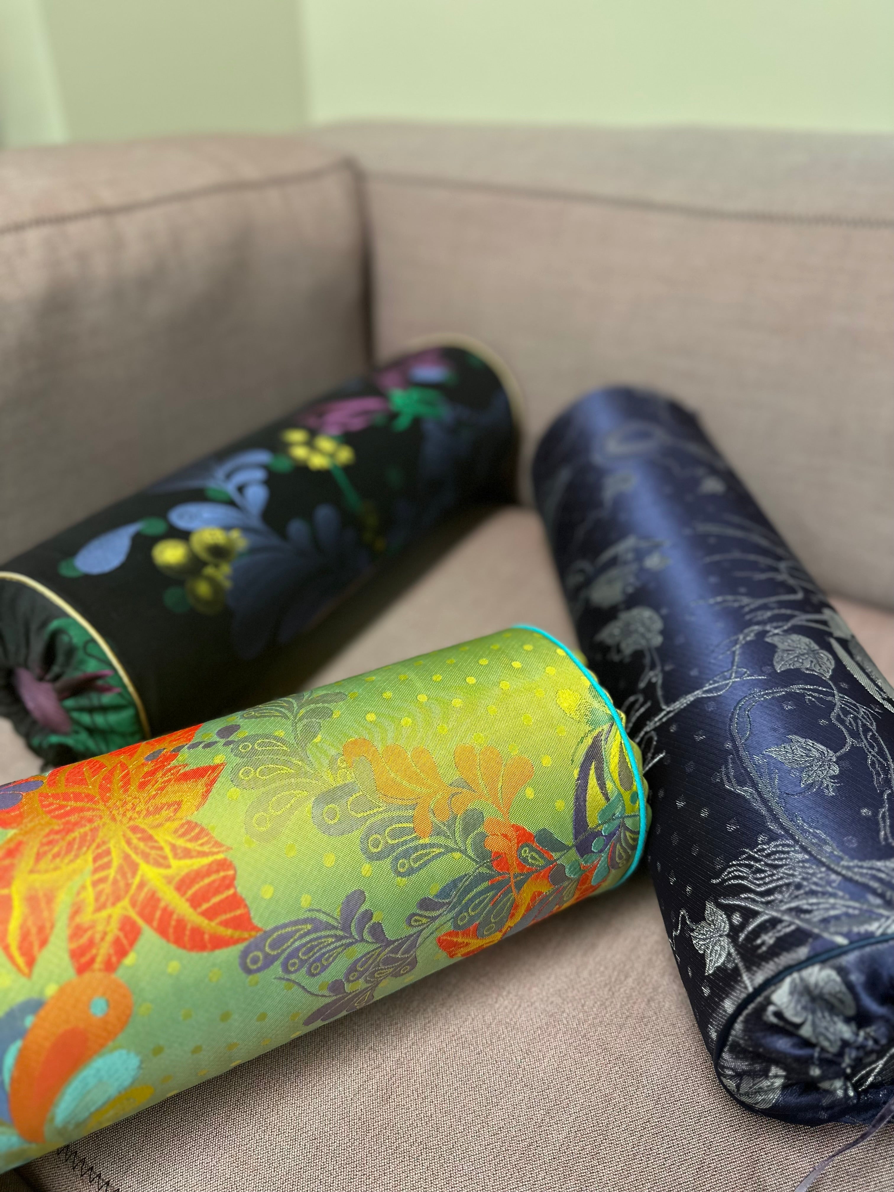 Brocade bolster pillow Green