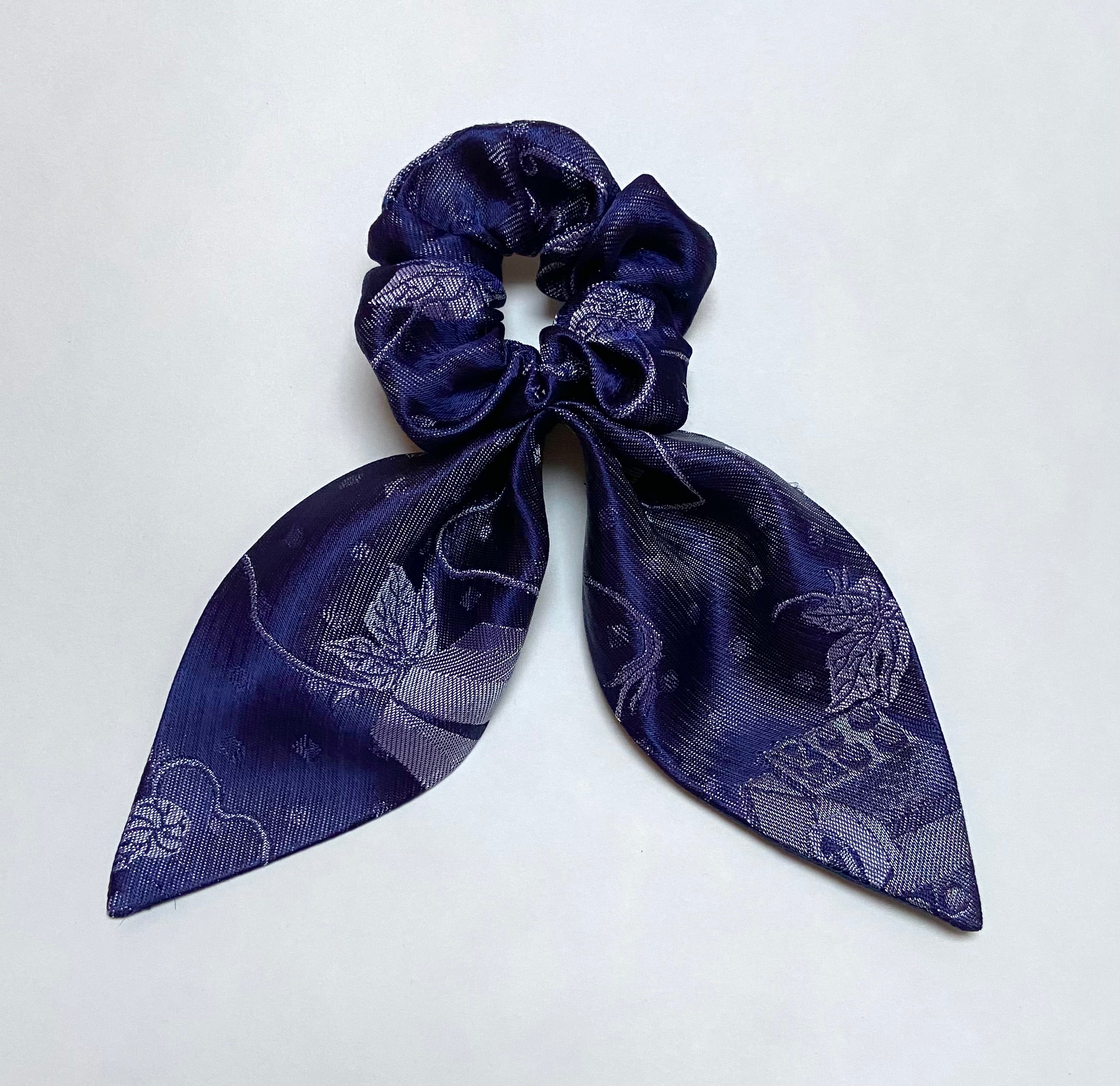 Brocade bow scrunchie small
