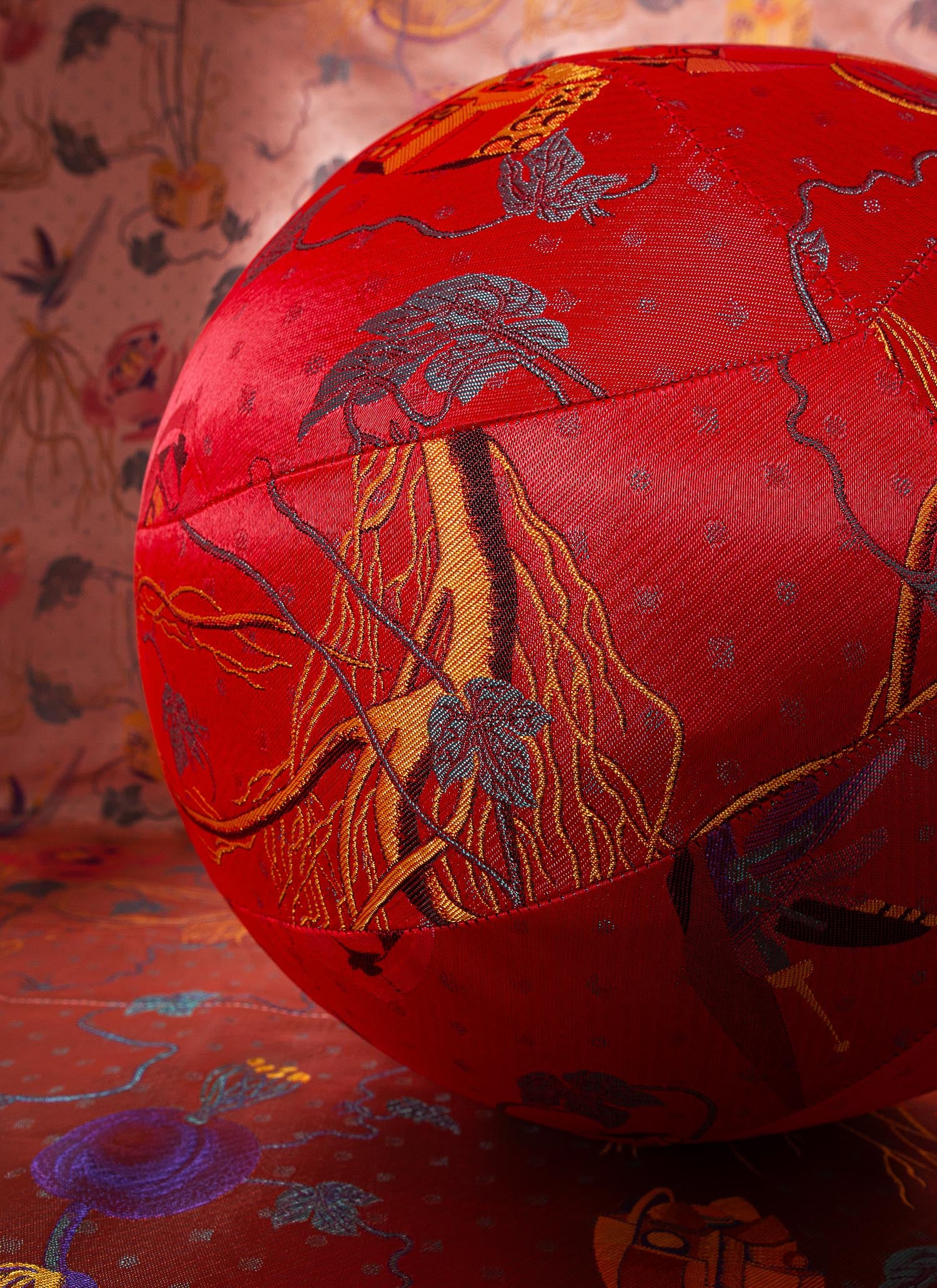 Brocade-ball Red